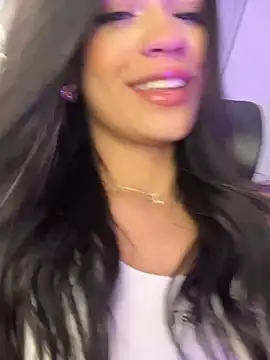 Alisha-Bond online show from December 6, 2:24 am