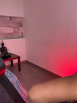 Alisha-Bond online show from January 17, 12:20 am