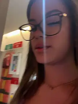 Alisha-Bond online show from January 30, 2:38 am