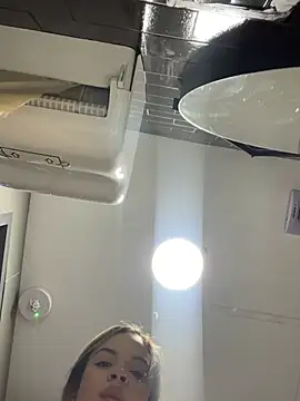 Alisha-Bond online show from February 14, 2:07 am