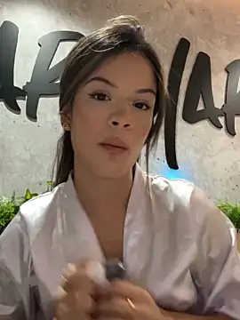 Alisha-Bond online show from March 3, 11:14 pm