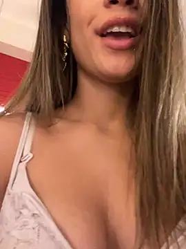 Alisha-Bond online show from March 8, 3:06 am