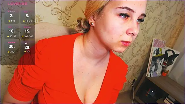 Snapshot of DolphinDreams chatting on February 28, 6:32 am DolphinDreams online show from February 28, 6:32 am