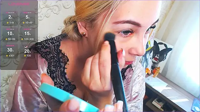 Snapshot of DolphinDreams chatting on March 21, 9:56 am DolphinDreams online show from March 21, 9:56 am