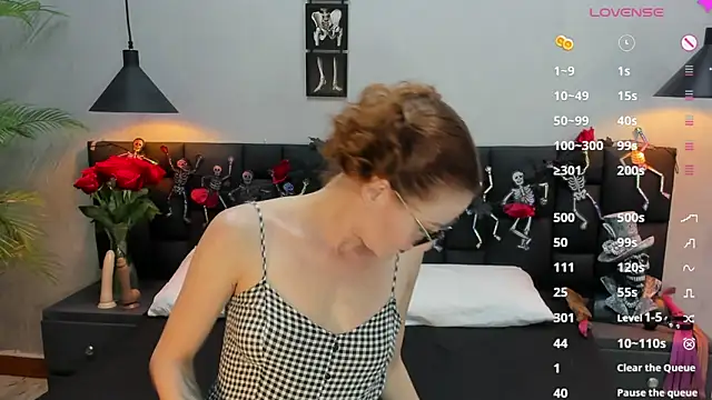 Snapshot of Sccarlett_Johnnson chatting on October 15, 9:26 pm Sccarlett Johnnson online show from October 15, 9:26 pm