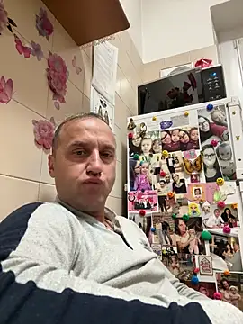 Lecatore80 online show from December 14, 6:19 am