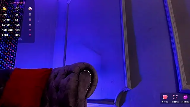 Snapshot of Lucy_Williiams chatting on March 1, 6:35 am Lucy Williiams online show from March 1, 6:35 am