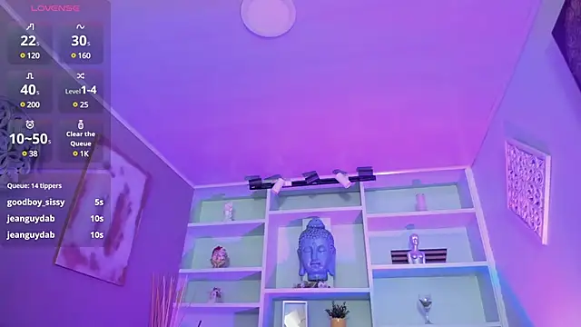 Snapshot of Lucy_Williiams chatting on March 12, 1:47 am Lucy Williiams online show from March 12, 1:47 am