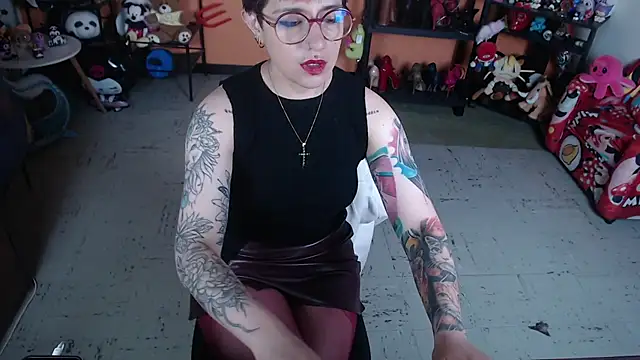 MissMiia2 online show from June 25, 1:04 pm