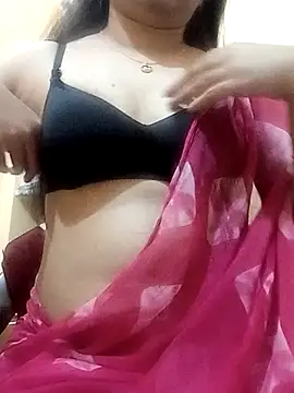 Snapshot of Indianhyna chatting on February 5, 4:03 pm Indianhyna online show from February 5, 4:03 pm