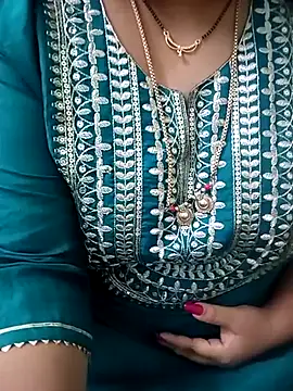 Snapshot of your-sameera chatting on February 28, 7:58 am your-sameera online show from February 28, 7:58 am