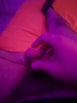 Snapshot of Argento14 chatting on October 28, 5:11 am Argento14 online show from October 28, 5:11 am