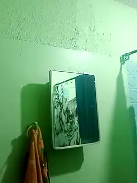 Snapshot of ohyoguirivay chatting on January 13, 2:28 am ohyoguirivay online show from January 13, 2:28 am