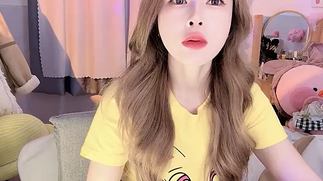 Snapshot of Carly_1 chatting on January 9, 3:58 am Carly 1 online show from January 9, 3:58 am