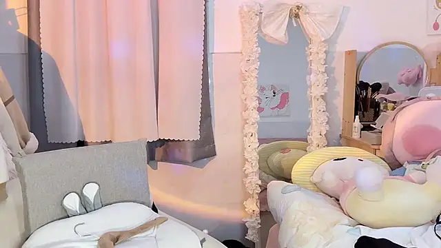 Snapshot of Carly_1 chatting on January 10, 2:46 am Carly 1 online show from January 10, 2:46 am