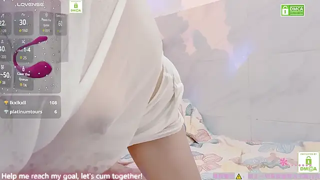 Snapshot of Carly_1 chatting on December 4, 5:21 pm Carly 1 online show from December 4, 5:21 pm