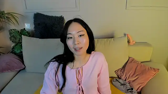 Inari Okami  online show from December 18, 8:20 am