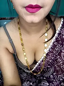 Snapshot of Diamond_queeen chatting on January 2, 8:46 pm Diamond queeen online show from January 2, 8:46 pm