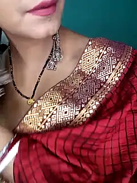 Snapshot of Diamond_queeen chatting on February 23, 6:45 pm Diamond queeen online show from February 23, 6:45 pm