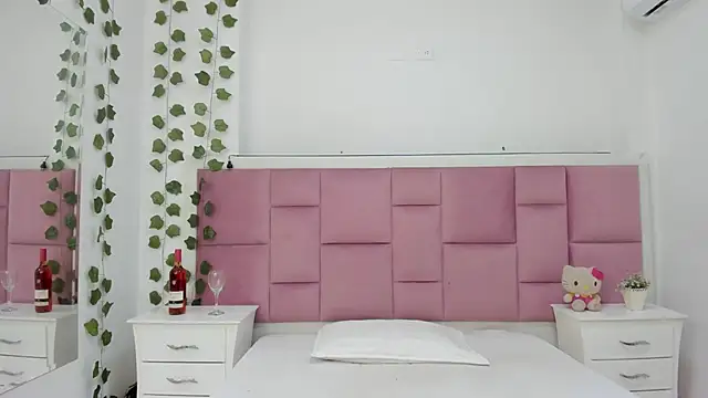 kaily sweet1 online show from February 4, 11:05 am