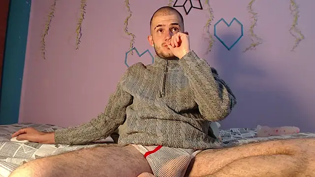 Snapshot of Dante_Bear_ chatting on February 3, 10:42 am Dante Bear online show from February 3, 10:42 am