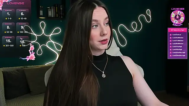 katie taylorr online show from October 17, 10:23 pm