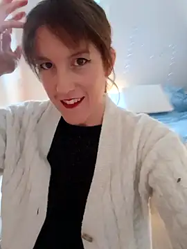 Hexe12346 online show from January 6, 1:30 pm