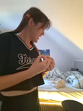 Hexe12346 online show from March 18, 2:37 pm