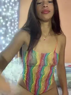 Snapshot of Nicole_cute1 chatting on February 16, 5:15 am Nicole cute1 online show from February 16, 5:15 am