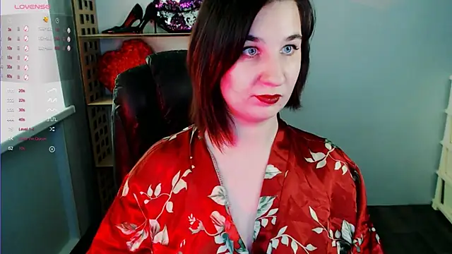 Goddess Sophie online show from February 12, 8:59 am