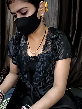 kaveerpooja947 online show from October 1, 5:19 pm