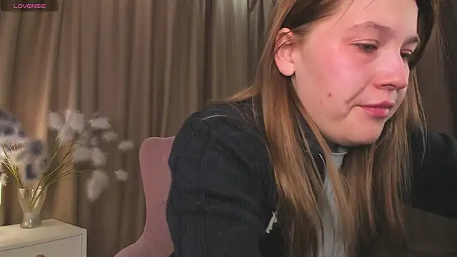 Colleen Blake online show from November 12, 9:21 am