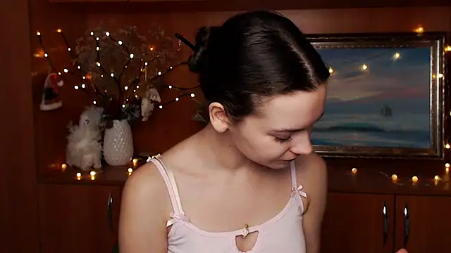  SusieSu  online show from December 26, 9:33 am