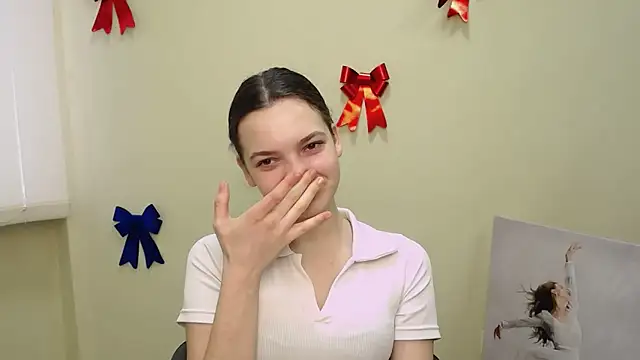  SusieSu  online show from February 5, 7:18 am