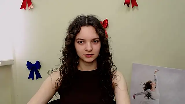  SusieSu  online show from February 16, 10:32 am