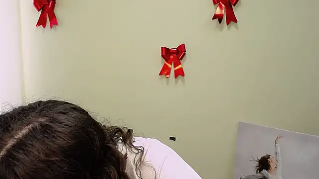  SusieSu  online show from February 19, 7:17 am