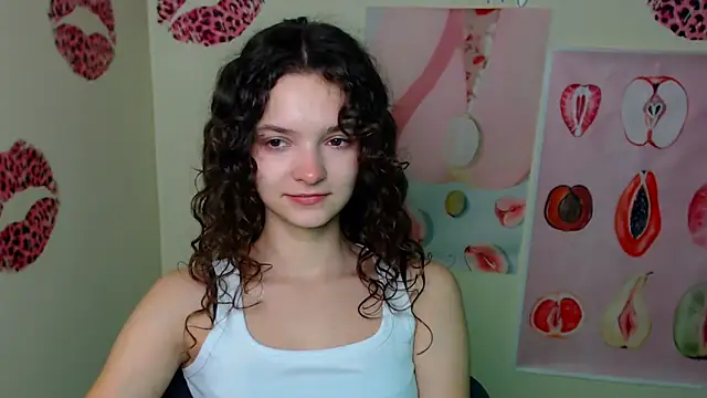  SusieSu  online show from December 5, 7:28 am