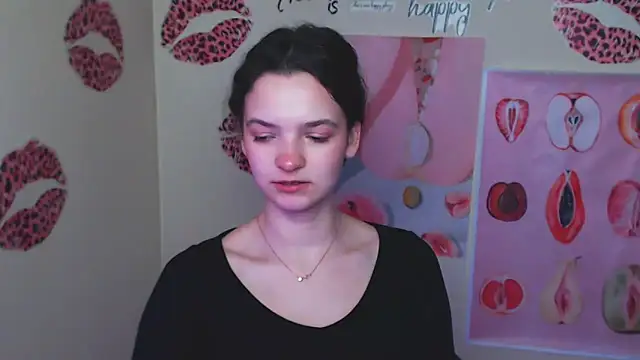  SusieSu  online show from February 6, 7:12 am