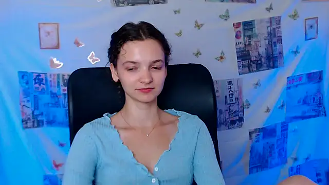  SusieSu  online show from July 8, 12:20 pm