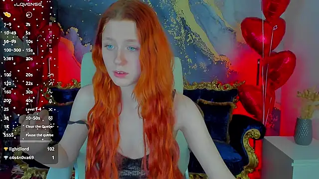 Snapshot of MagicLilu chatting on February 17, 11:42 pm MagicLilu online show from February 17, 11:42 pm