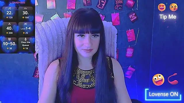 Snapshot of Violla_My chatting on January 10, 6:37 am Violla My online show from January 10, 6:37 am