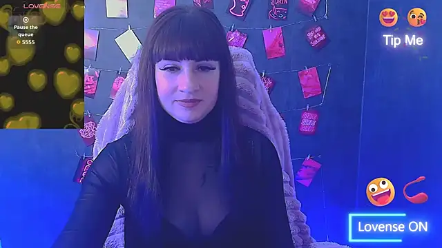 Snapshot of Violla_My chatting on March 2, 6:36 am Violla My online show from March 2, 6:36 am