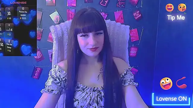 Snapshot of Violla_My chatting on March 11, 6:41 am Violla My online show from March 11, 6:41 am