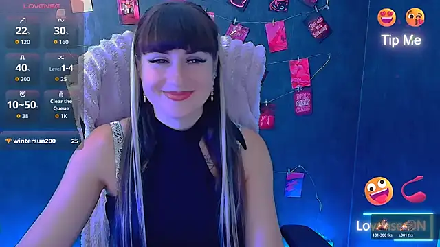 Snapshot of Violla_My chatting on July 13, 5:54 am Violla My online show from July 13, 5:54 am
