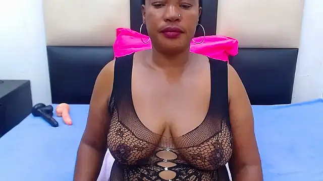 LICKABLEASSxxxx online show from February 23, 12:41 am