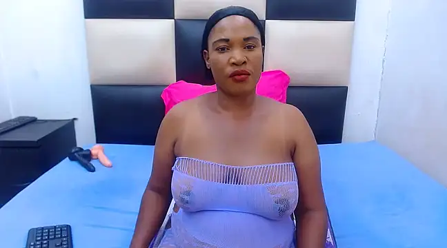 LICKABLEASSxxxx online show from March 7, 4:44 pm