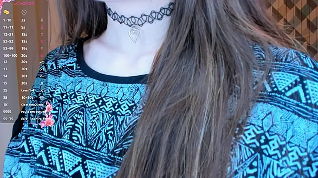 EvaBradley online show from December 7, 3:52 pm