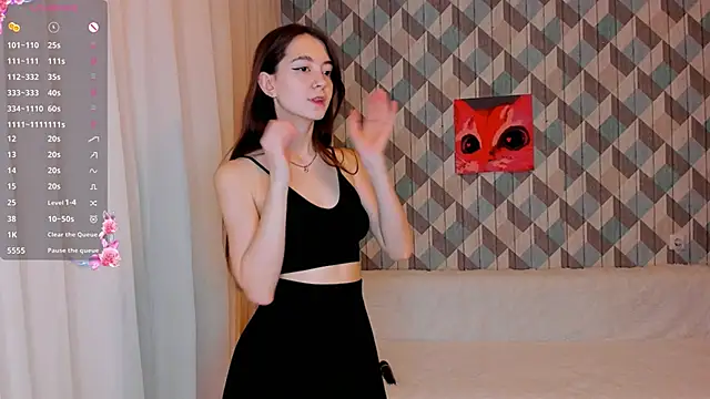 EvaBradley online show from February 4, 3:36 pm