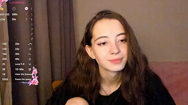 EvaBradley online show from November 16, 7:08 pm