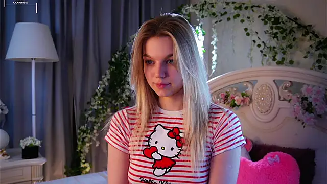 EdlinAlliston online show from November 15, 2:35 pm